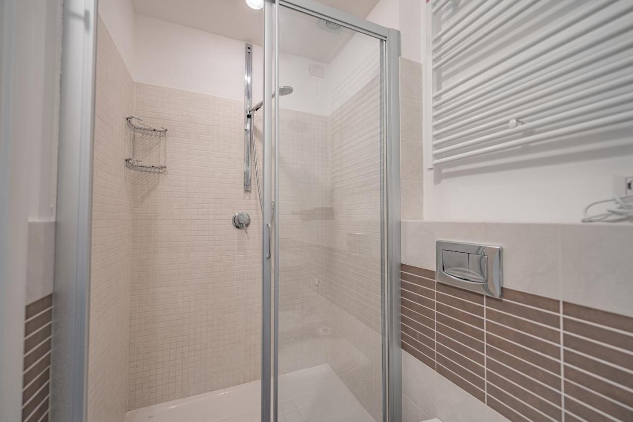Appartamento Incantevole Con Piscina Vallecrosia Εξωτερικό φωτογραφία